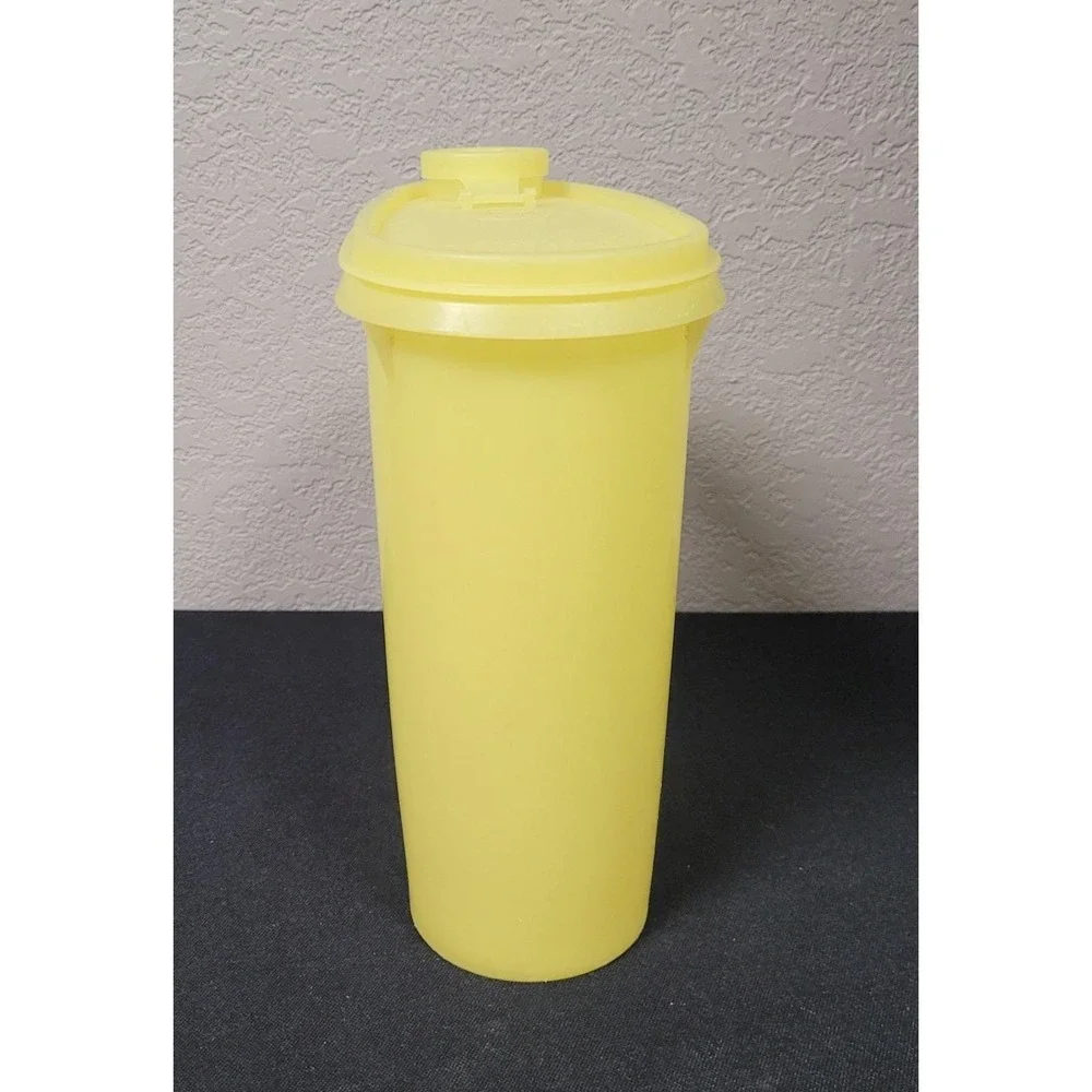 Tupperware quart item vintage
